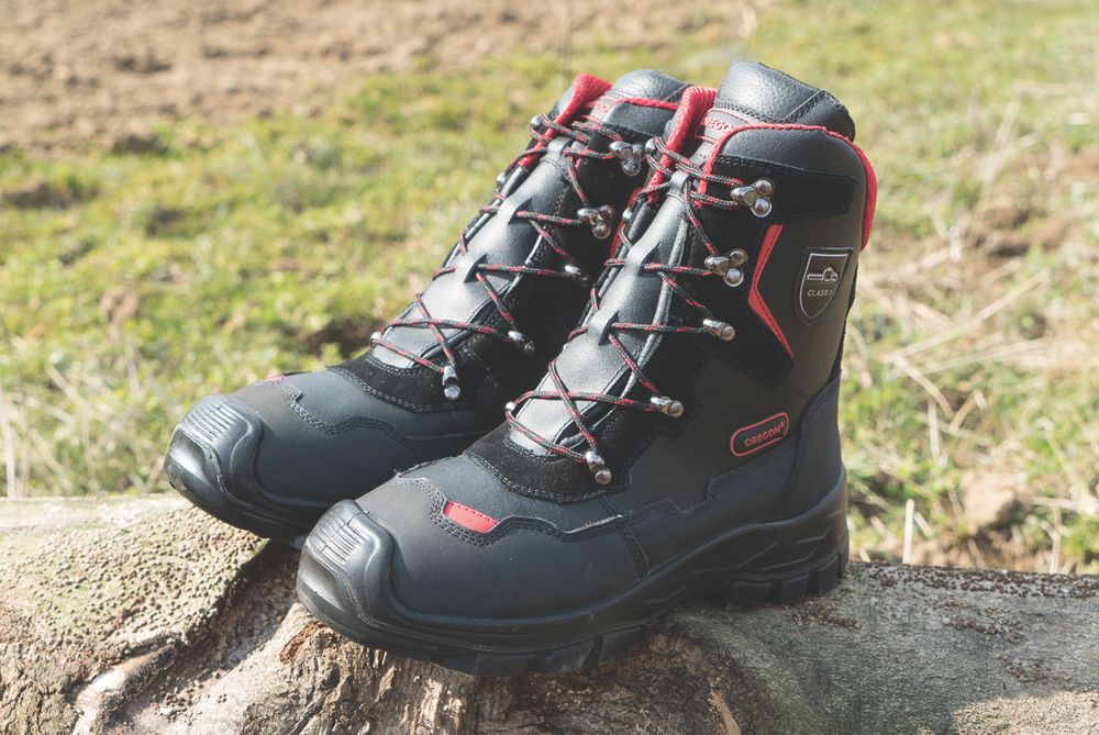 Oregon Yukon   Safety Chainsaw Boots Black Size 6.5