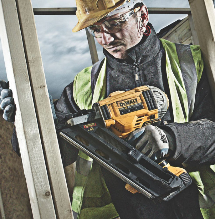 DeWalt DCN692N-XJ 90mm 18V Li-Ion XR Brushless First Fix Cordless