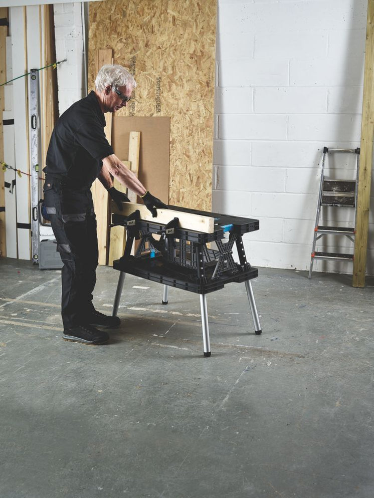 Mac Allister Folding Workbench 850mm — Screwfix EU