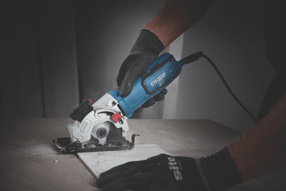 Erbauer EMCS650 650W 85mm  Electric Mini Saw 240V