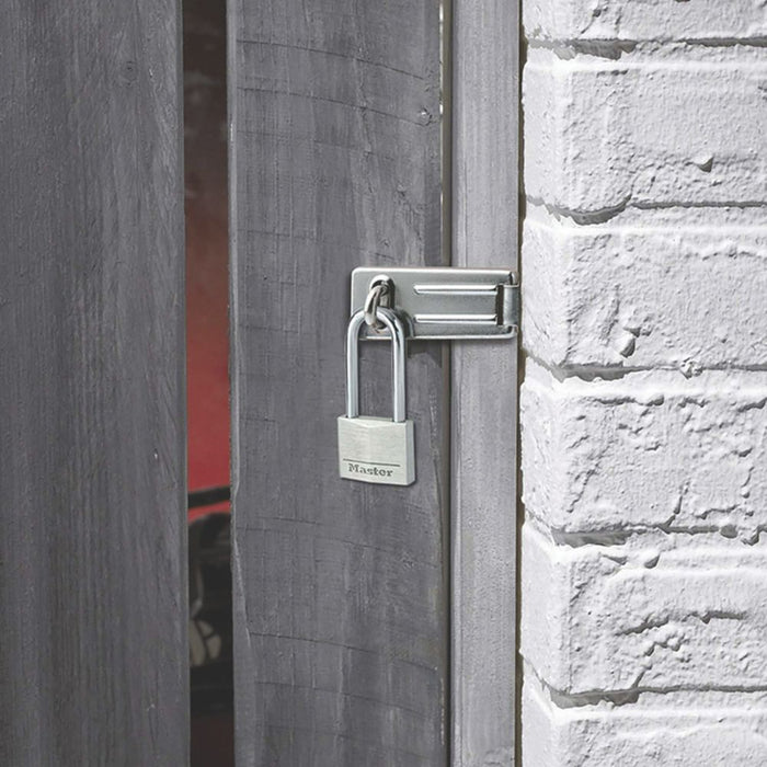 Master Lock 9140EURDLH - Candado de aluminio con grillete largo resistente a la intemperie de 40 mm