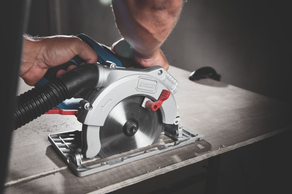 Erbauer ECS1400 1400W 165mm  Electric Circular Saw 240V