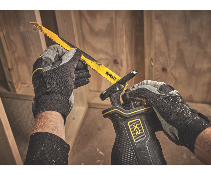 DeWalt DCS382N-XJ 18V Li-Ion XR Brushless Cordless Reciprocating