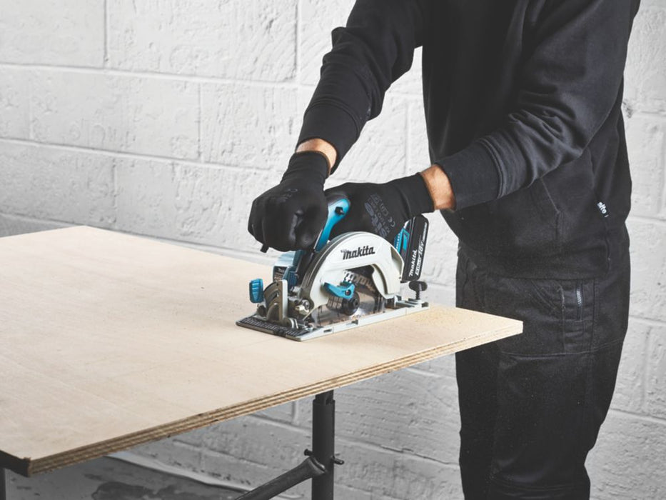 Makita DHS680Z 165mm 18V Li-Ion LXT Brushless Cordless Circular Saw - Bare