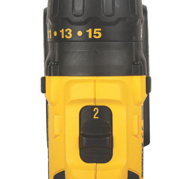 Taladro atornillador inalámbrico compacto sin escobillas DeWalt DCD777P1-QW de 18 V, 1 batería XR de iones de litio de 5,0 Ah